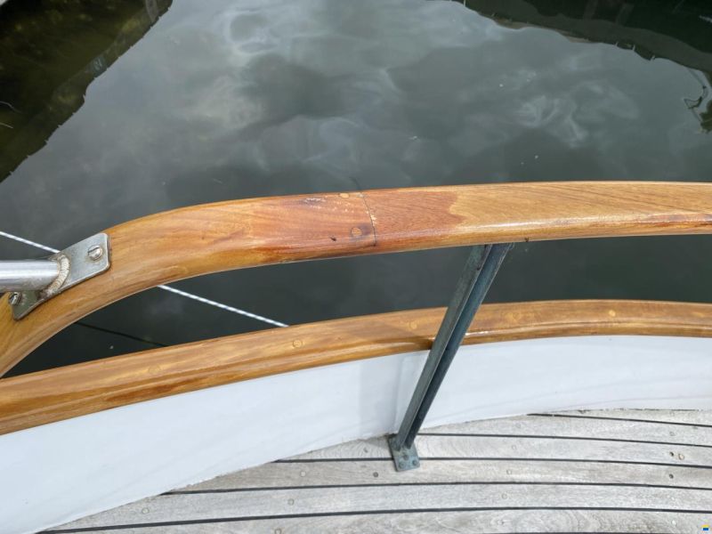 Grand Banks 32
