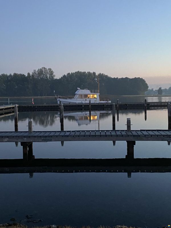 Grand Banks 32