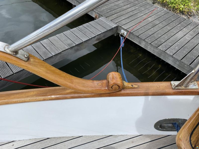 Grand Banks 32