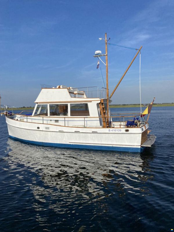 Grand Banks 32