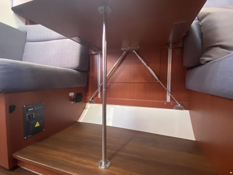 Hanse 385