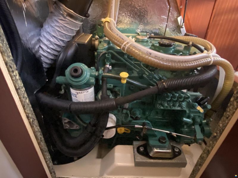 Hanse 385
