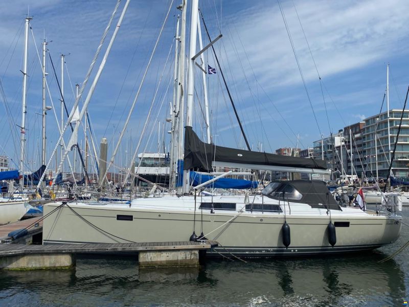 Hanse 385 (in een unieke uitvoering)