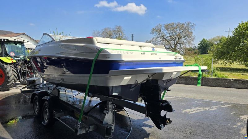 Bayliner 652 Cuddy