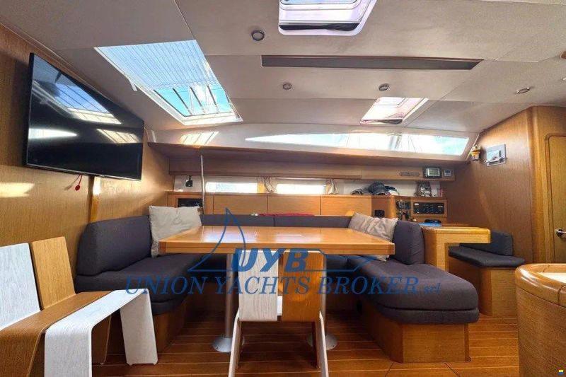 Jeanneau 53