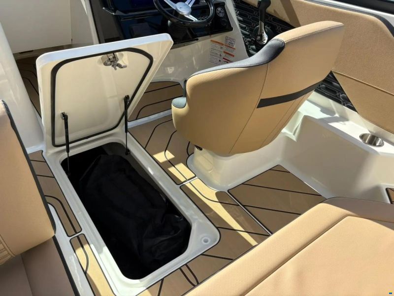 Sea Ray SPX 190