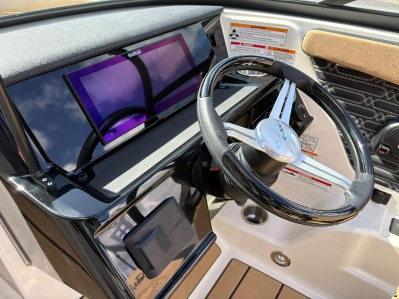 Sea Ray SPX 190