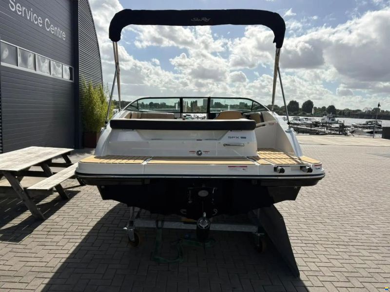Sea Ray SPX 190