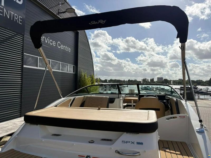 Sea Ray SPX 190