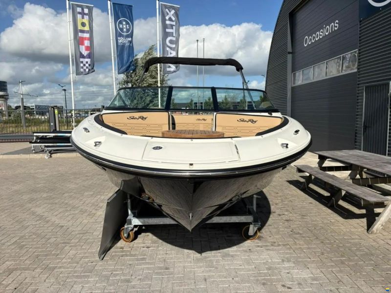 Sea Ray SPX 190