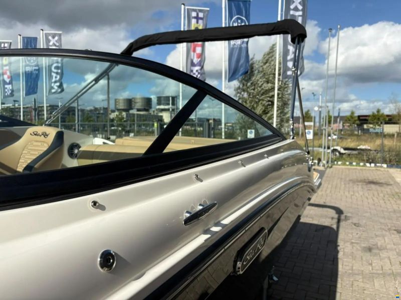 Sea Ray SPX 190