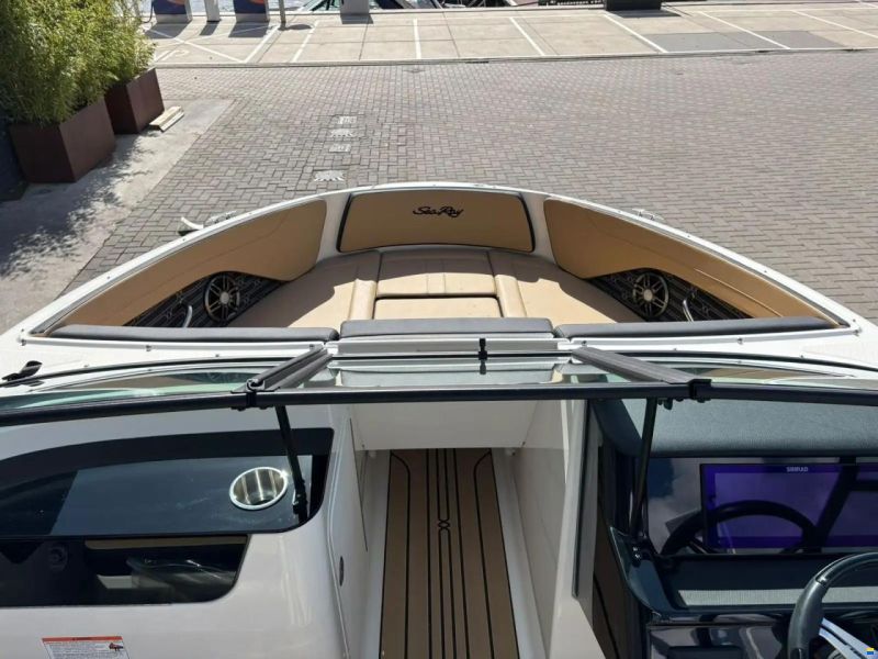 Sea Ray SPX 190