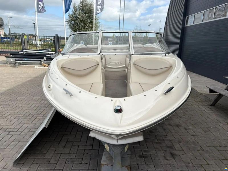 Maxum 1800 SR