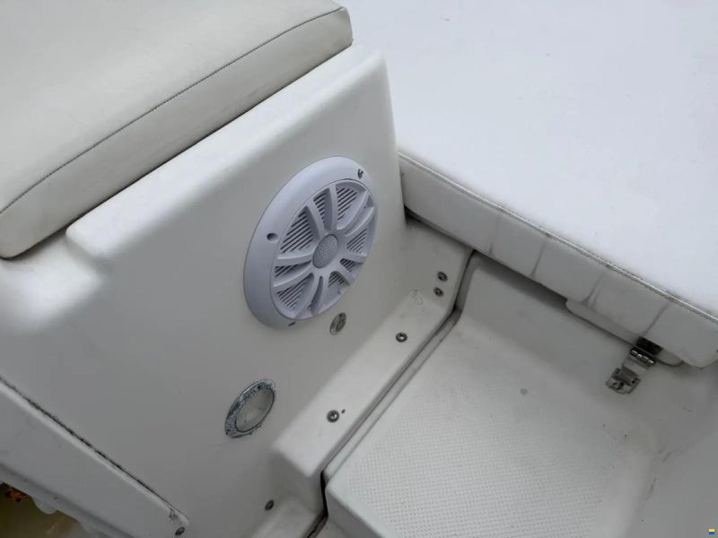 Robalo 1820 Center Console