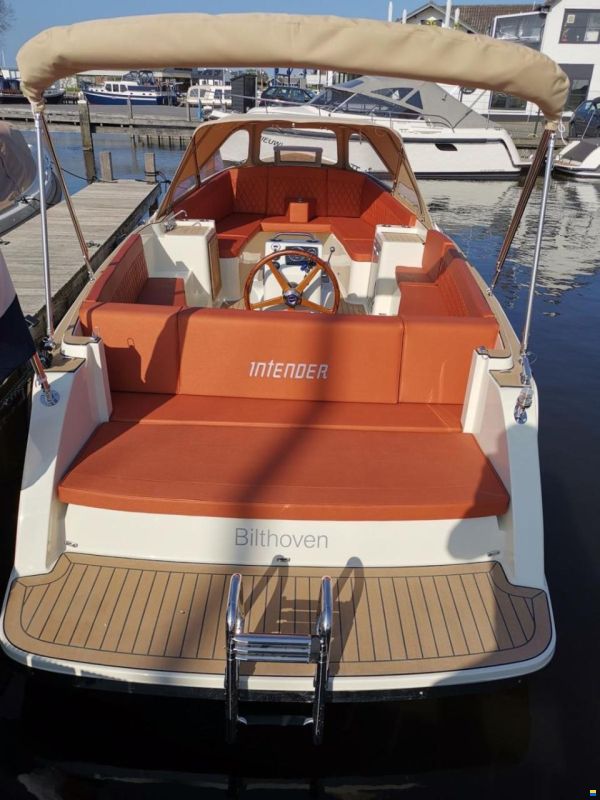 Intender 820