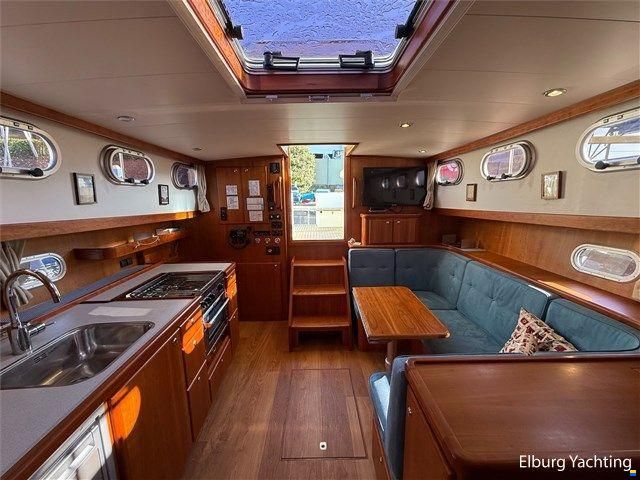 Vedette 10.30 Cabin