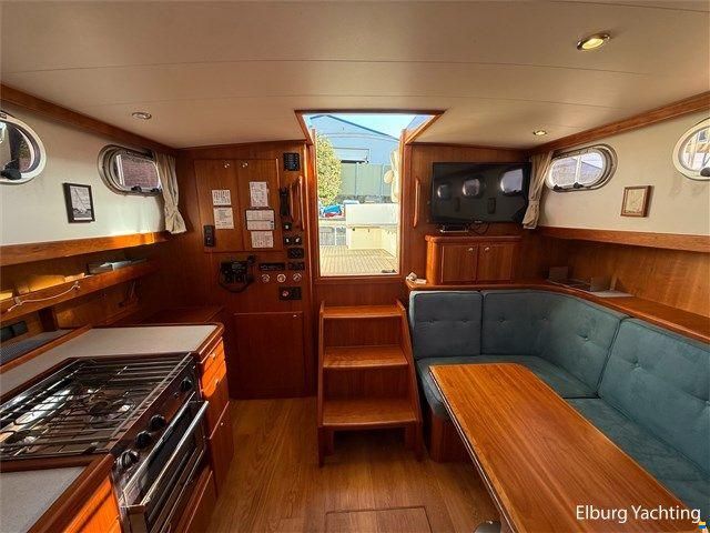 Vedette 10.30 Cabin