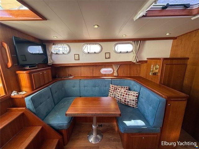 Vedette 10.30 Cabin