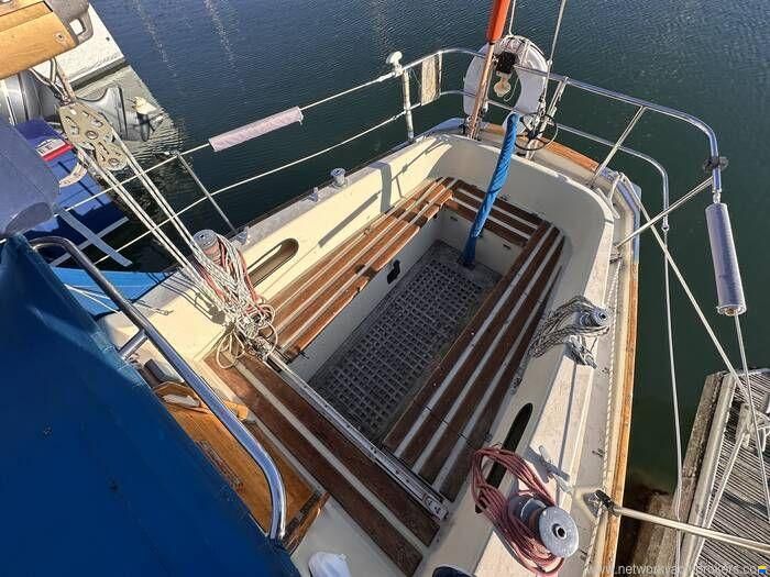 Contessa 32