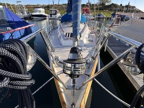 Contessa 32