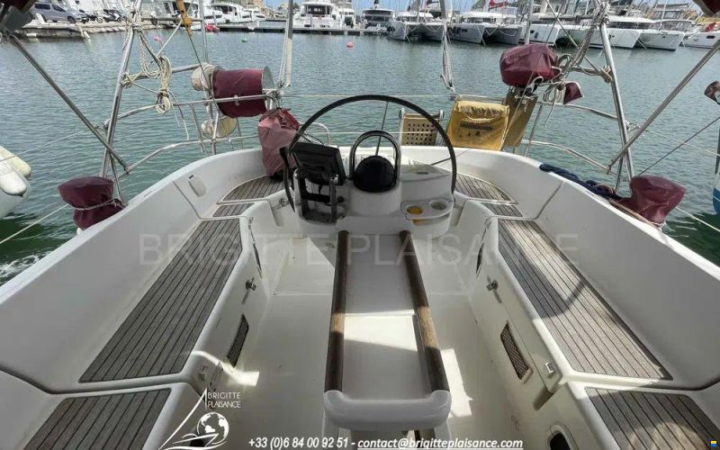 Beneteau Oceanis 411