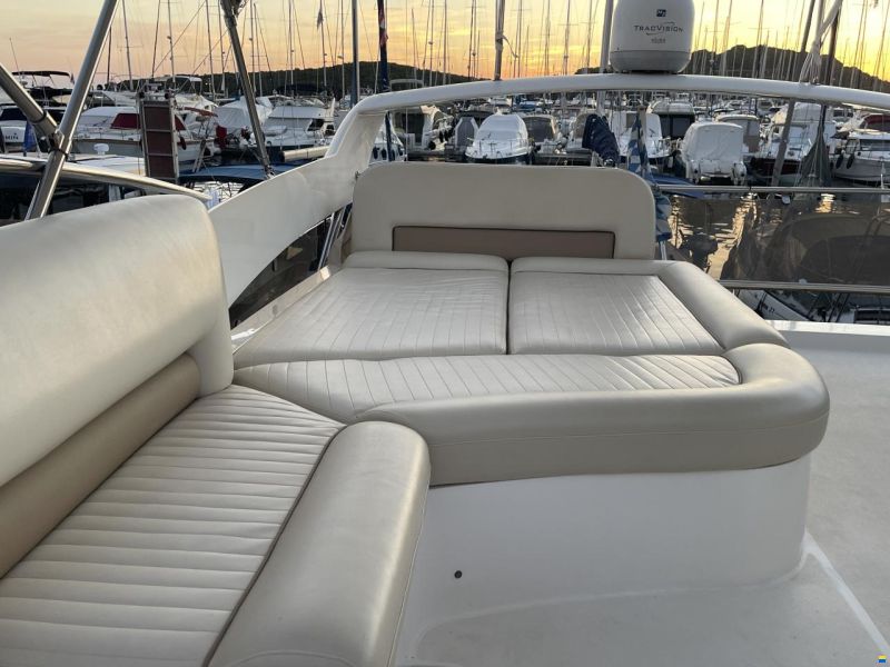 Princess 42 Fly - gepflegtes Liebhaberboot