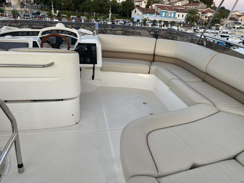 Princess 42 Fly - gepflegtes Liebhaberboot