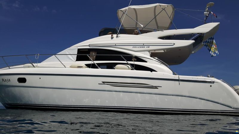 Princess 42 Fly - gepflegtes Liebhaberboot