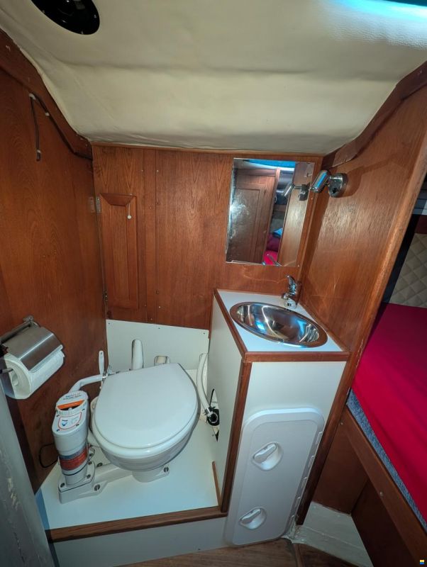 Helmsman Lady Helmsman GT