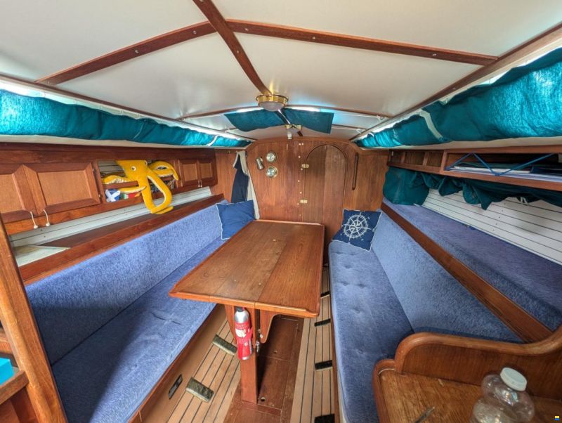 Helmsman Lady Helmsman GT