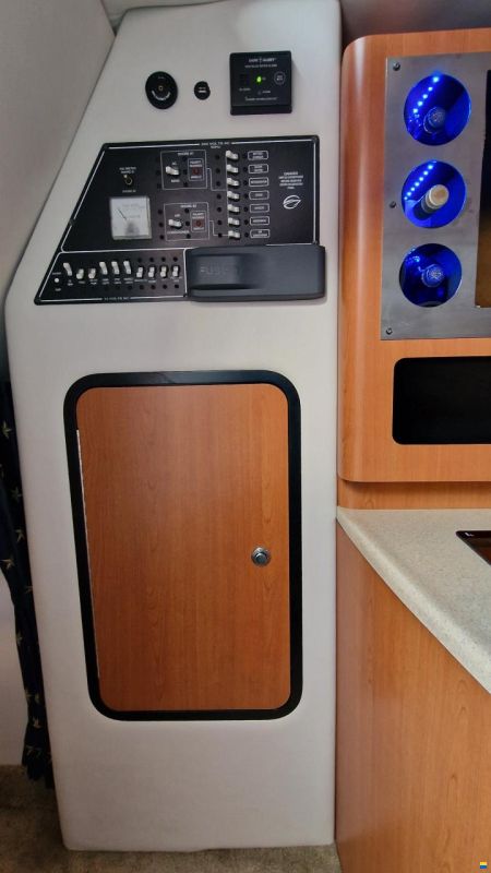 Crownline 250 CR