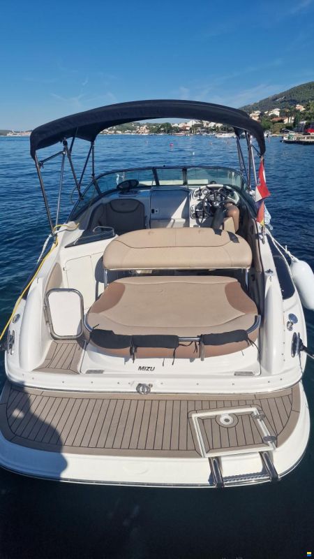 Crownline 250 CR