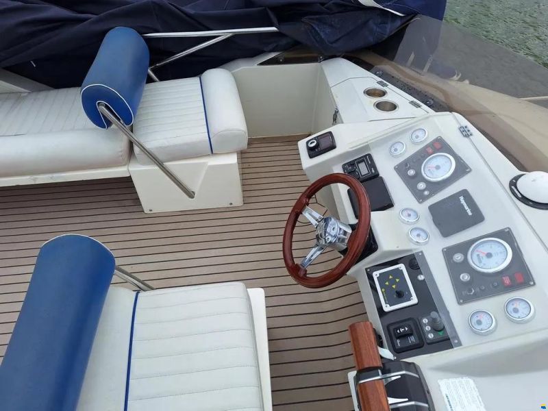 Fairline 45 Fly mit Mega-Refit