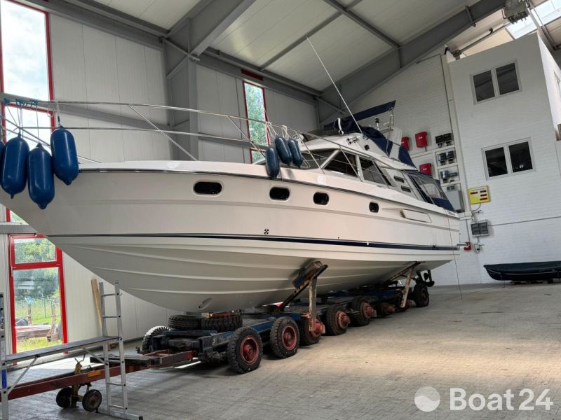 Fairline 45 Fly mit Mega-Refit
