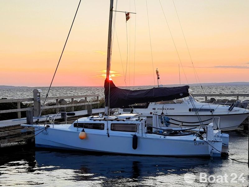 Beaconax Yachtbau GmbH Bluestorm 750