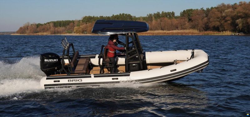 Navigator 22
