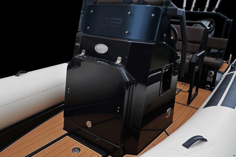 Navigator 22