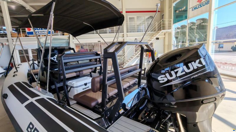 Navigator 22
