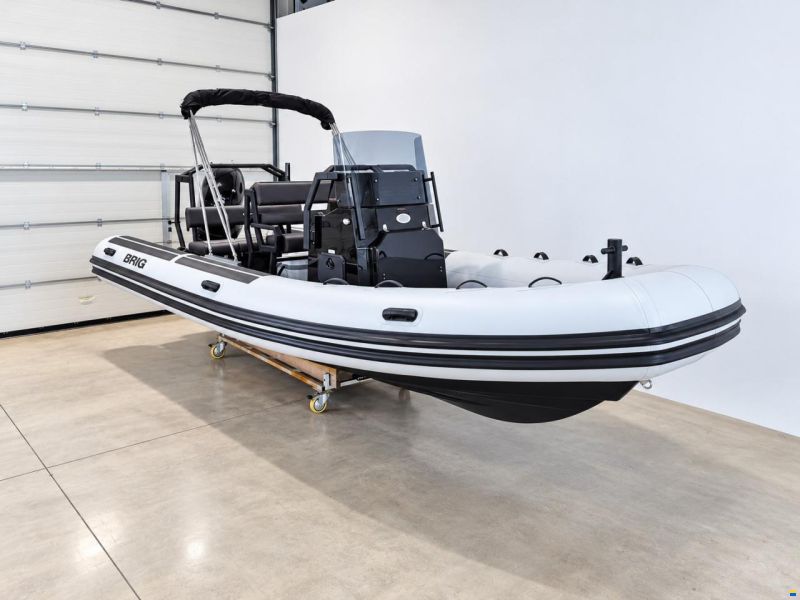 Navigator 22