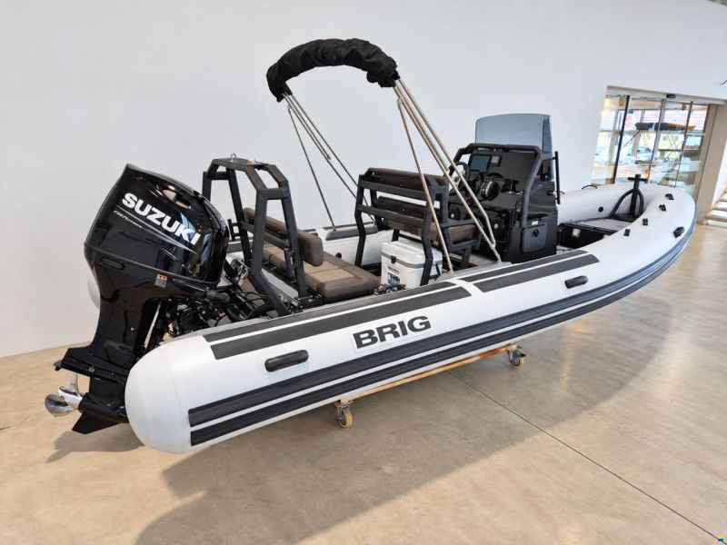 Navigator 22