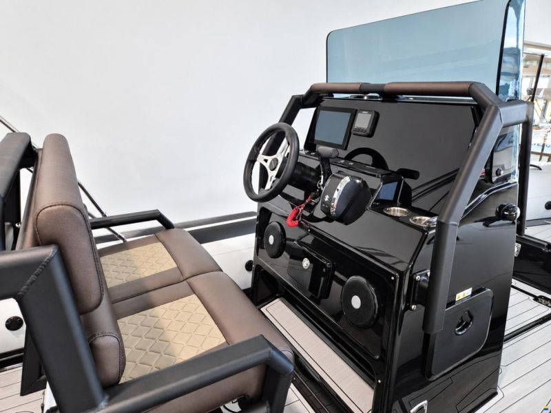 Navigator 22