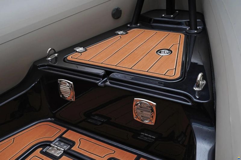 Navigator 22