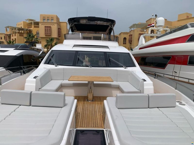Sunseeker 76 Yacht