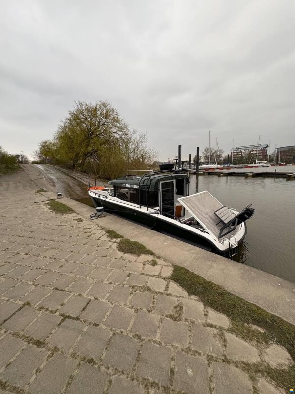 XO Boats RS 270 Cabin