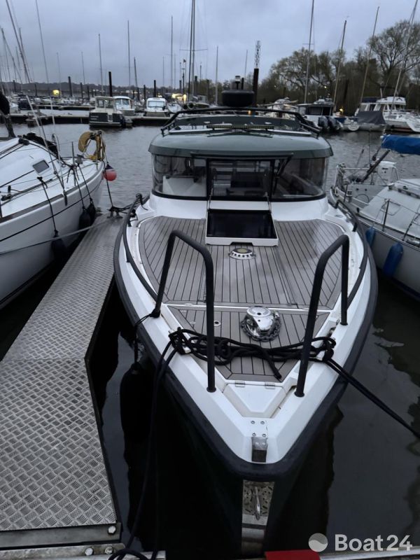 XO Boats RS 270 Cabin