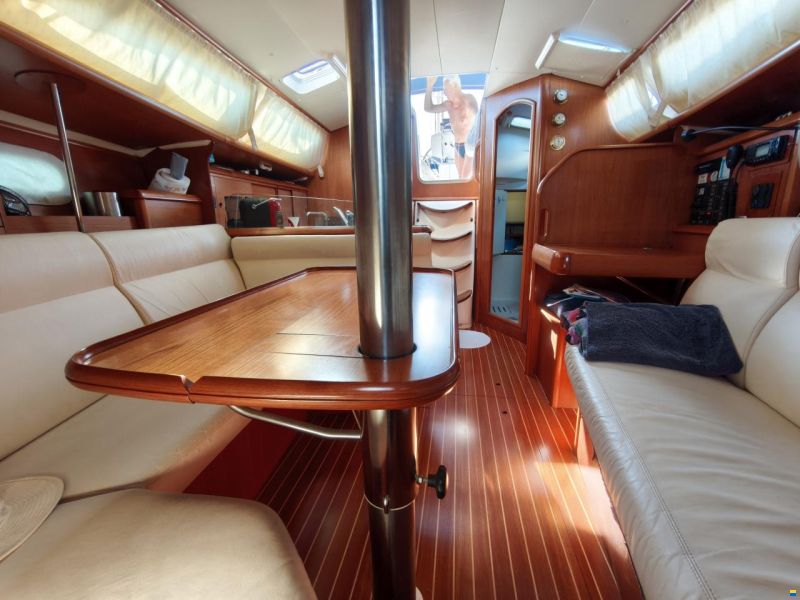 SUN ODYSSEY 35