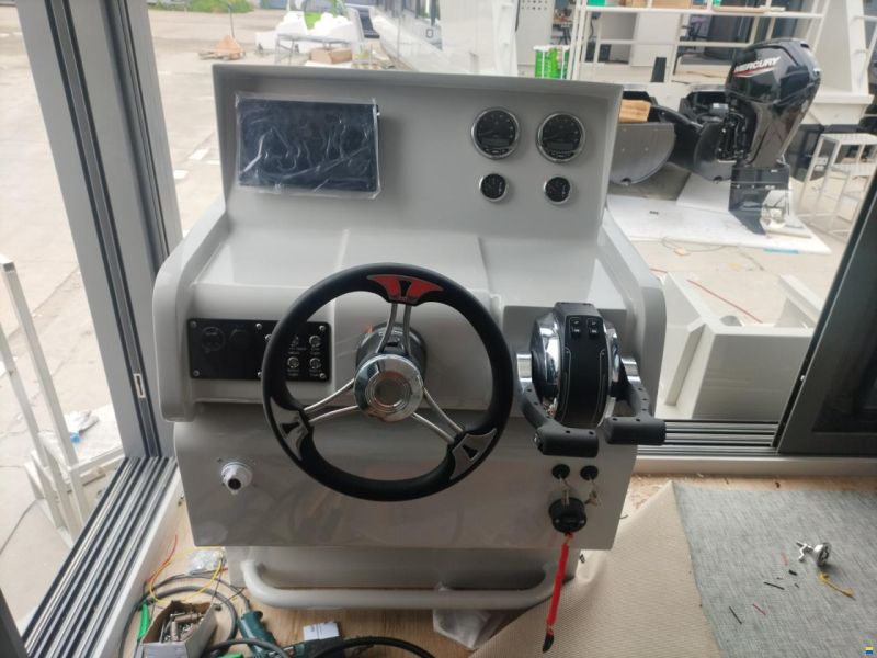 Aurora Boat 40