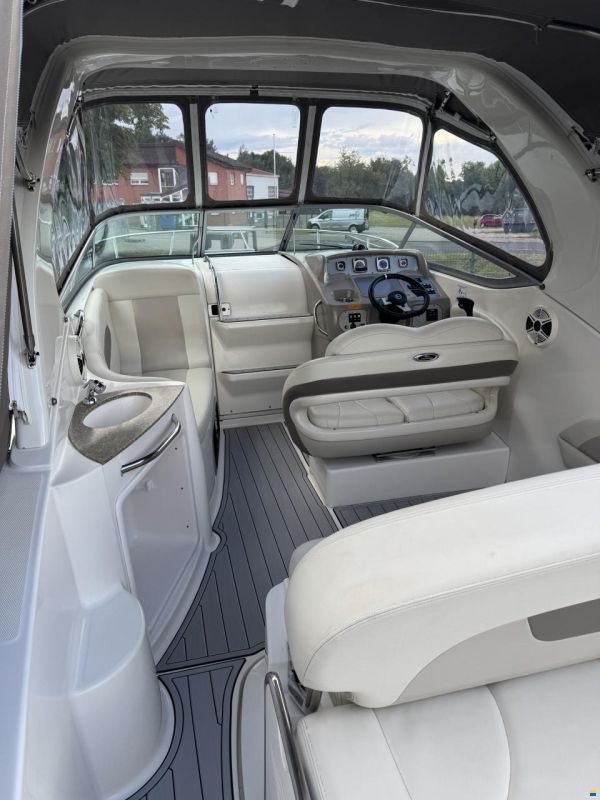 Chaparral 250 Signature