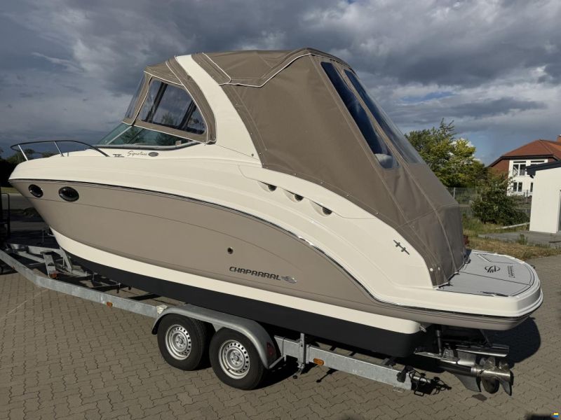 Chaparral 250 Signature