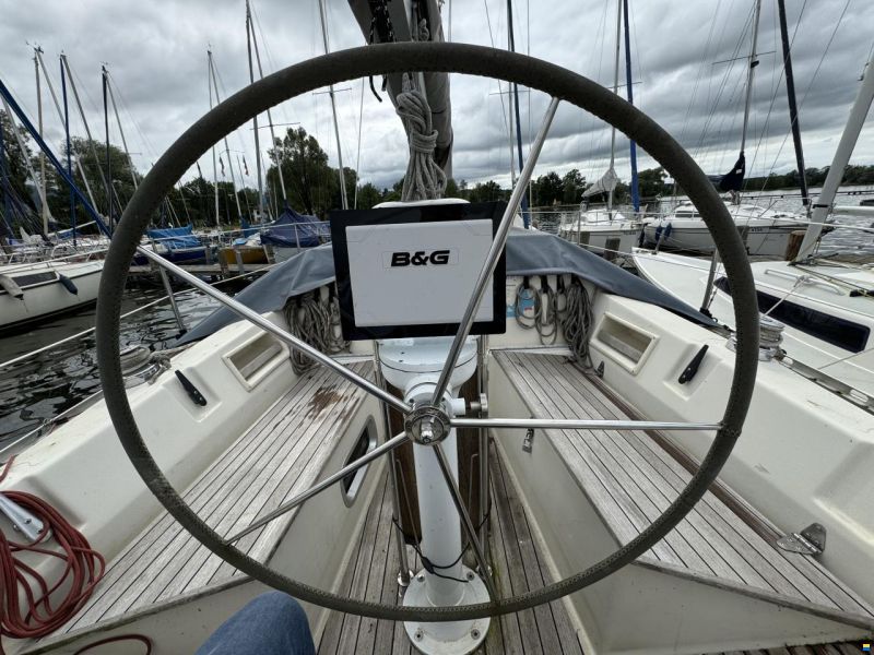 Bavaria 30